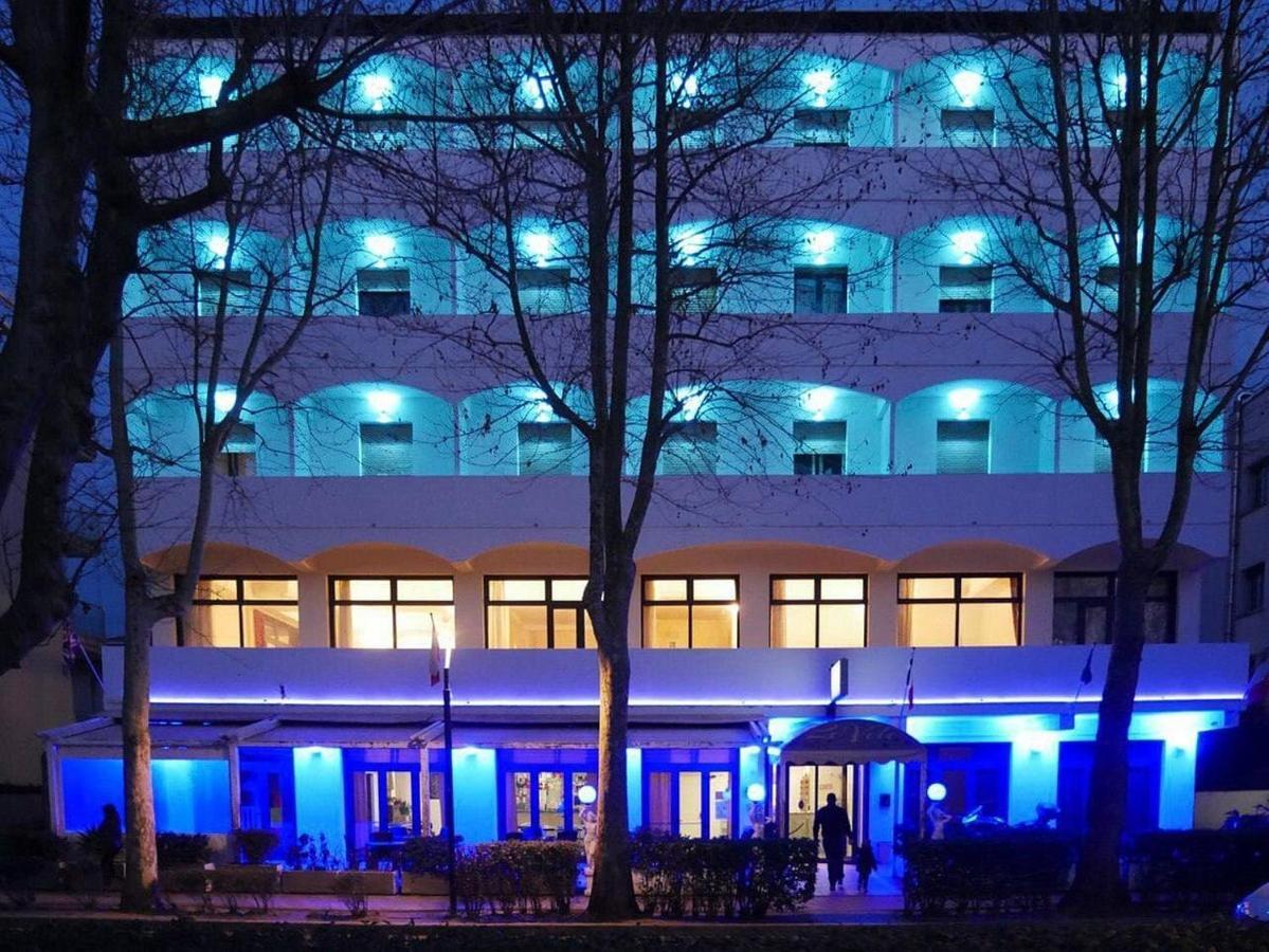 Hotel Le Vele Cesenatico Kültér fotó